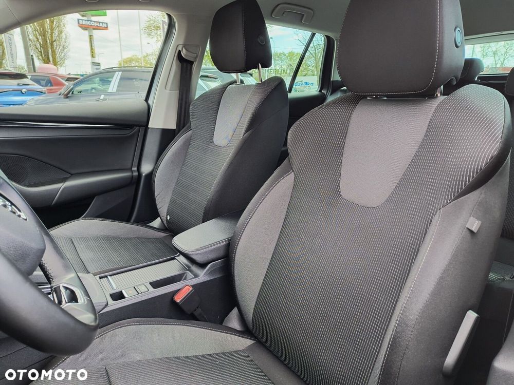 Skoda Octavia 2.0 TDI Ambition DSG - 12