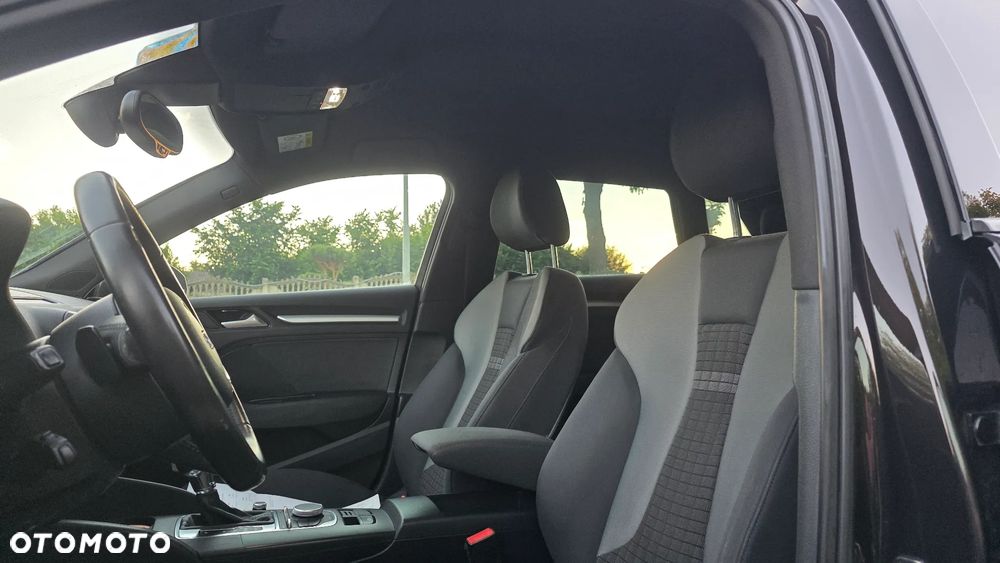 Audi A3 Sportback 2.0 TDI S tronic S line Sportpaket - 12