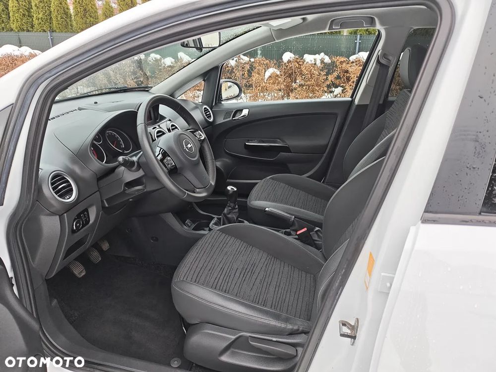 Opel Corsa - 10