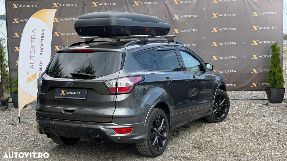 Ford Kuga 1.5 TDCi 2WD ST-Line - 11