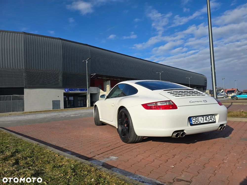Porsche 911 Carrera 4 S Tiptronic - 4