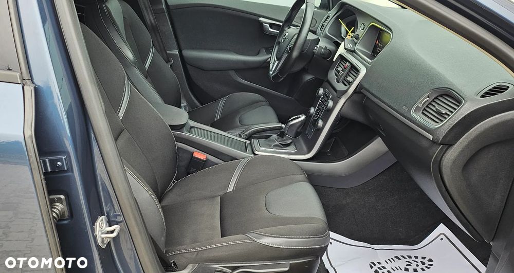 Volvo V40 T2 Geartronic - 21