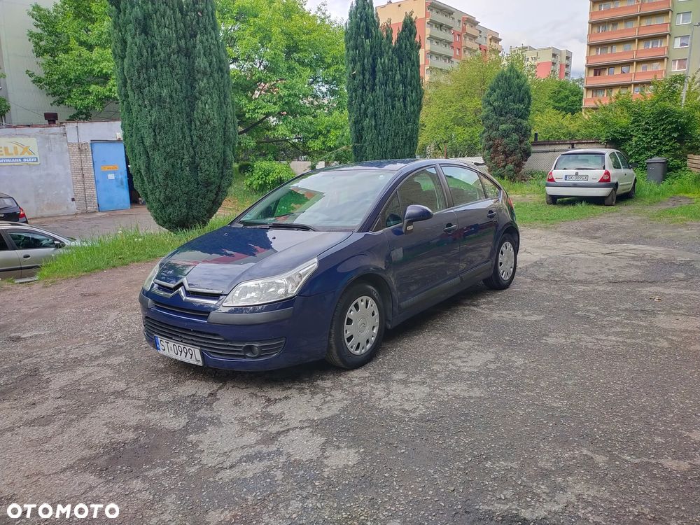 Citroën C4 1.4 16V CoolTech - 2