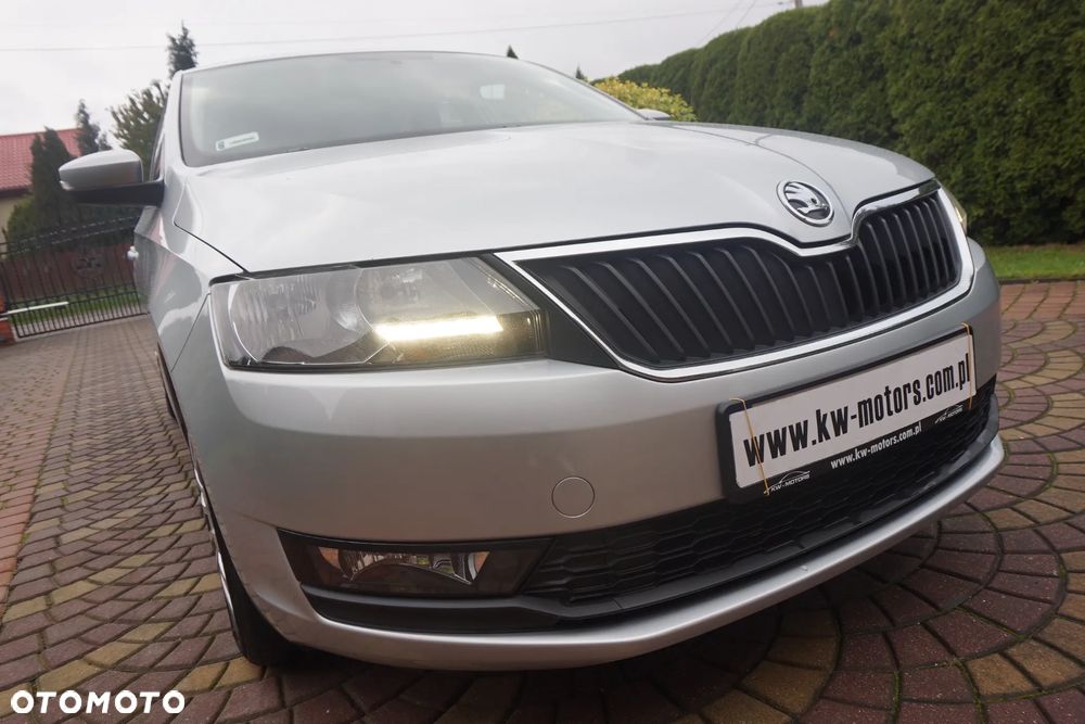 Skoda RAPID Spb 1.0 TSI Ambition - 14