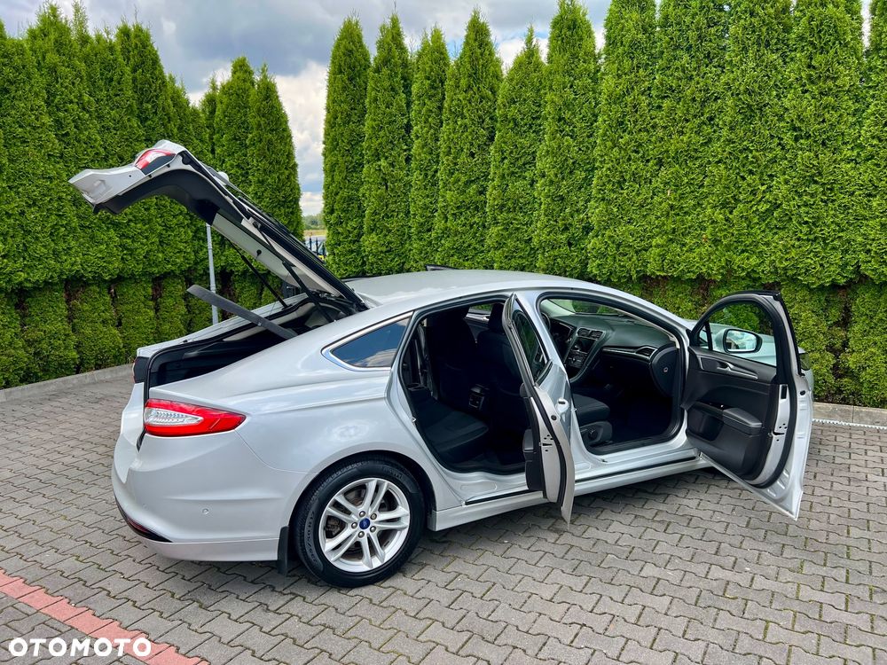 Ford Mondeo 2.0 EcoBlue Titanium - 28