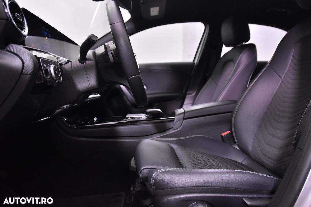 Mercedes-Benz A 180 d Sedan 8G-DCT - 23