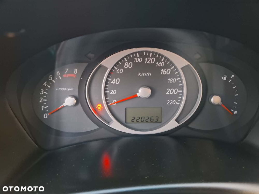 Hyundai Tucson 2.0 Comfort 2WD - 10