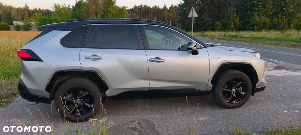 Toyota RAV4 - 9