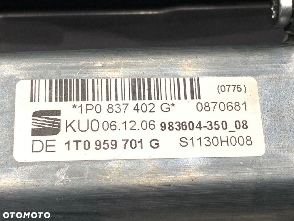 PODNOŚNIK SZYBY PRAWY PRZÓD  SEAT LEON (1P1) 2005 - 2013 1.6 75 kW [102 KM] benzyna 2005 - 2012 - 5