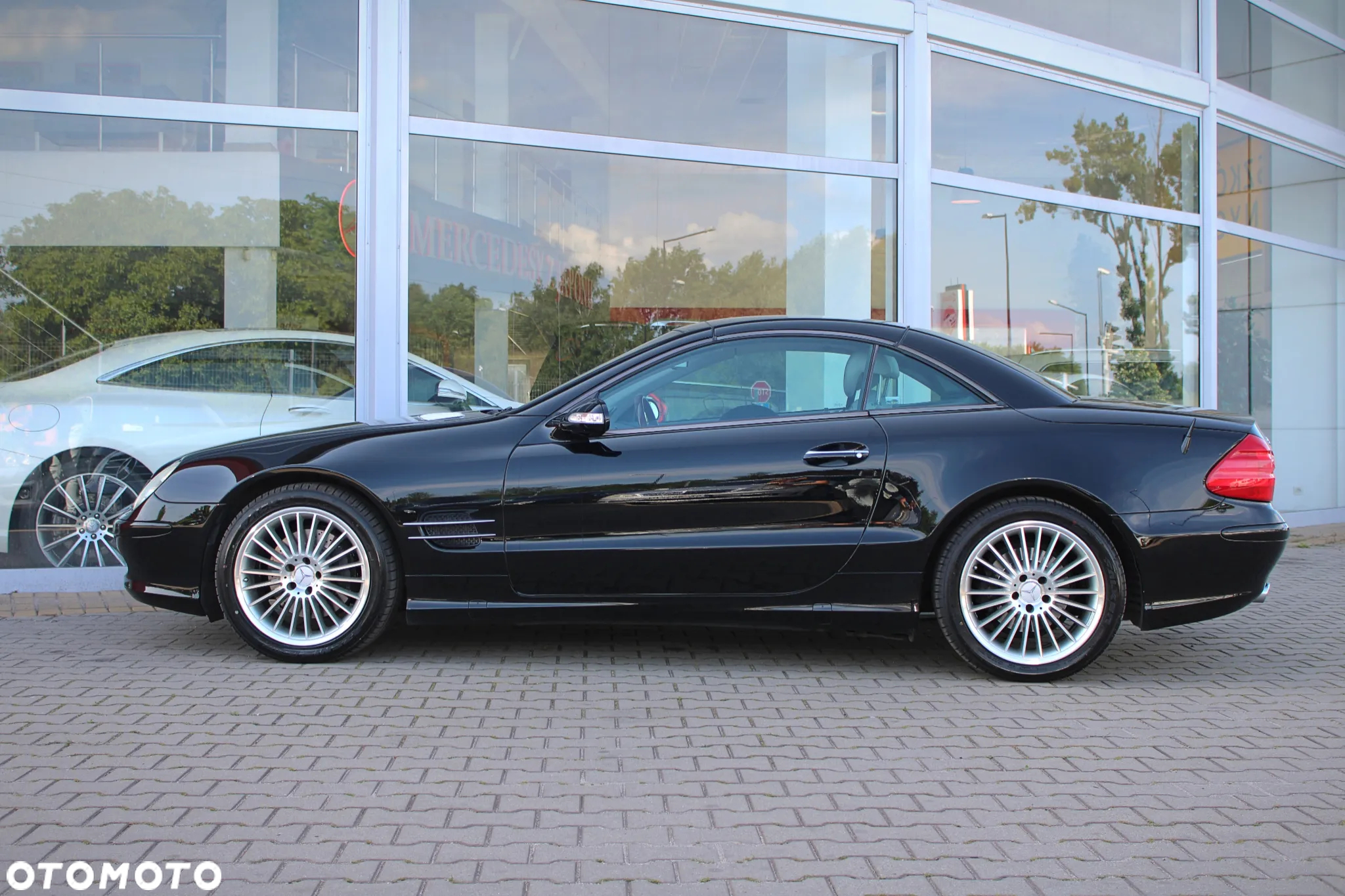 Mercedes-Benz SL 500 - 11
