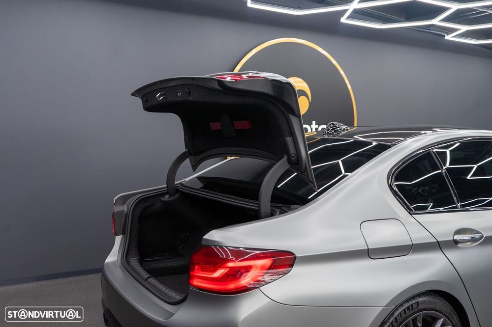 BMW M5 Standard - 9