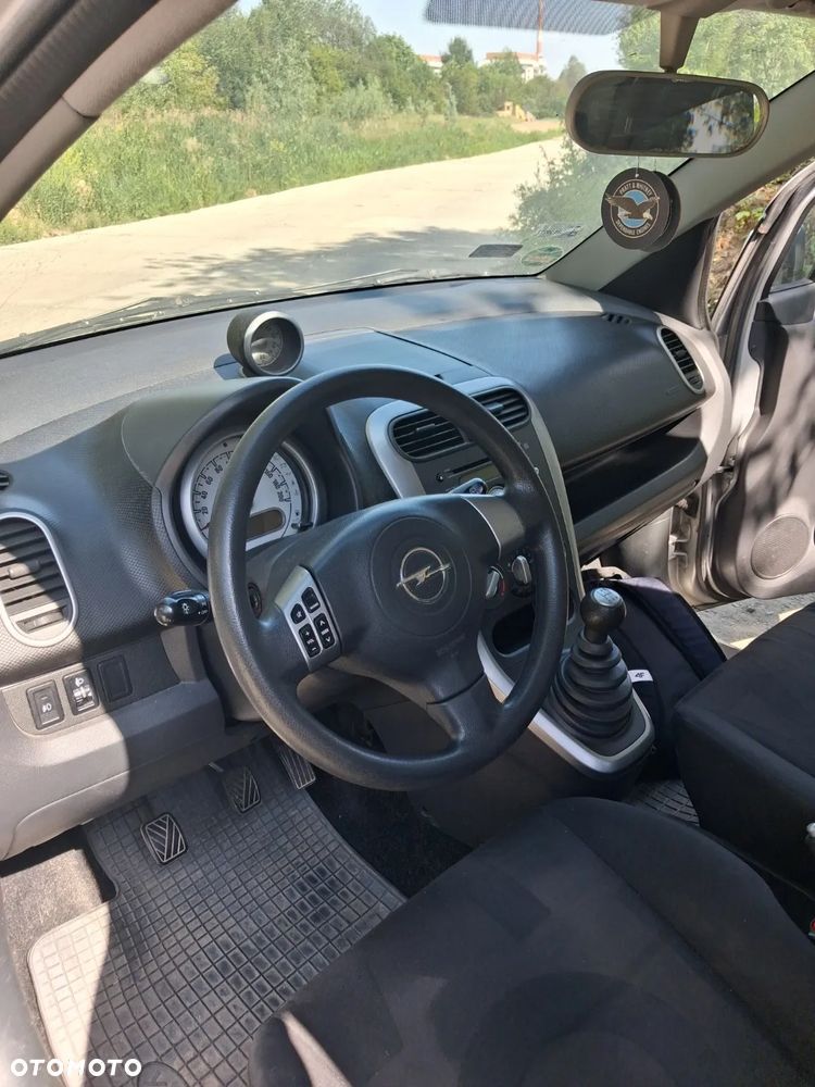 Opel Agila 1.2 Enjoy - 2