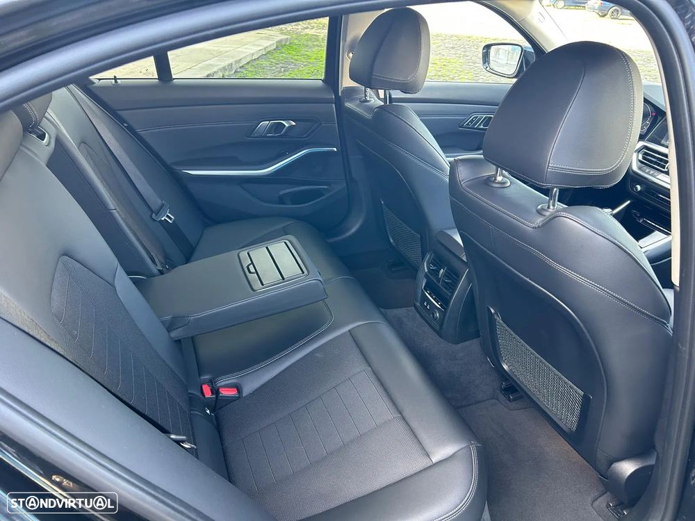 BMW 330 e Line Sport Auto - 9