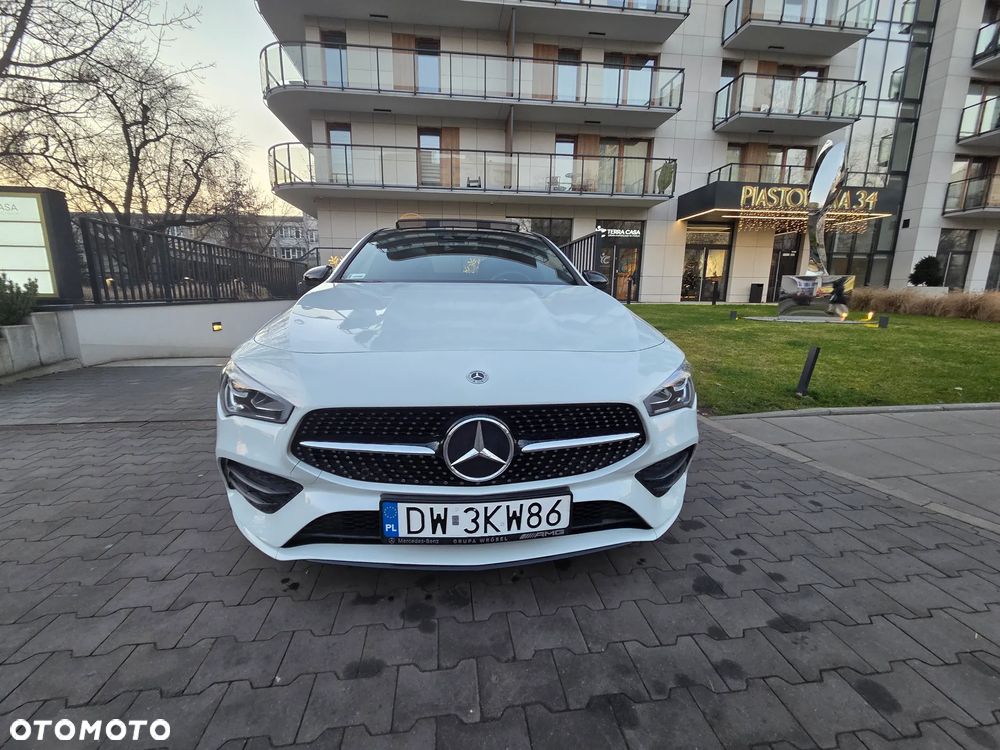Mercedes-Benz CLA 220 4-Matic AMG Line 7G-DCT - 14