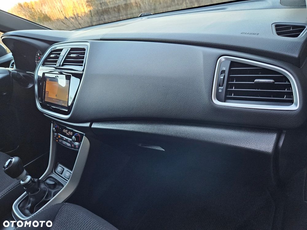 Suzuki SX4 S-Cross 1.4 Boosterjet Hybrid Comfort - 31