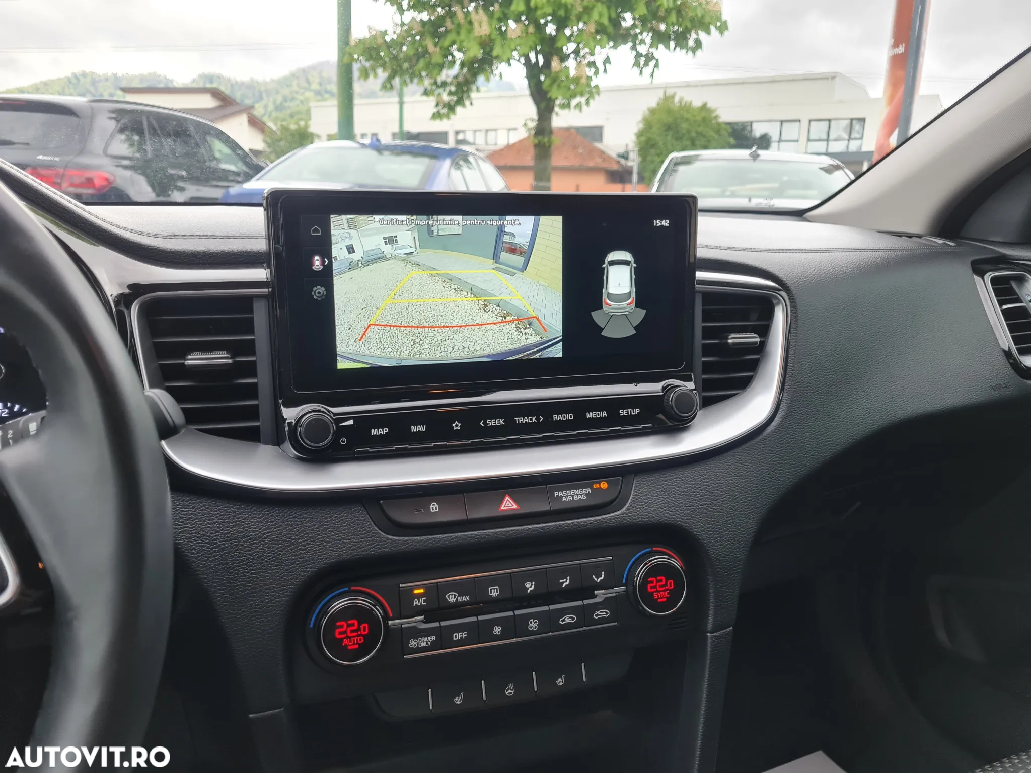 Kia XCeed 1.6 GDI 6DCT PHEV Vision - 13