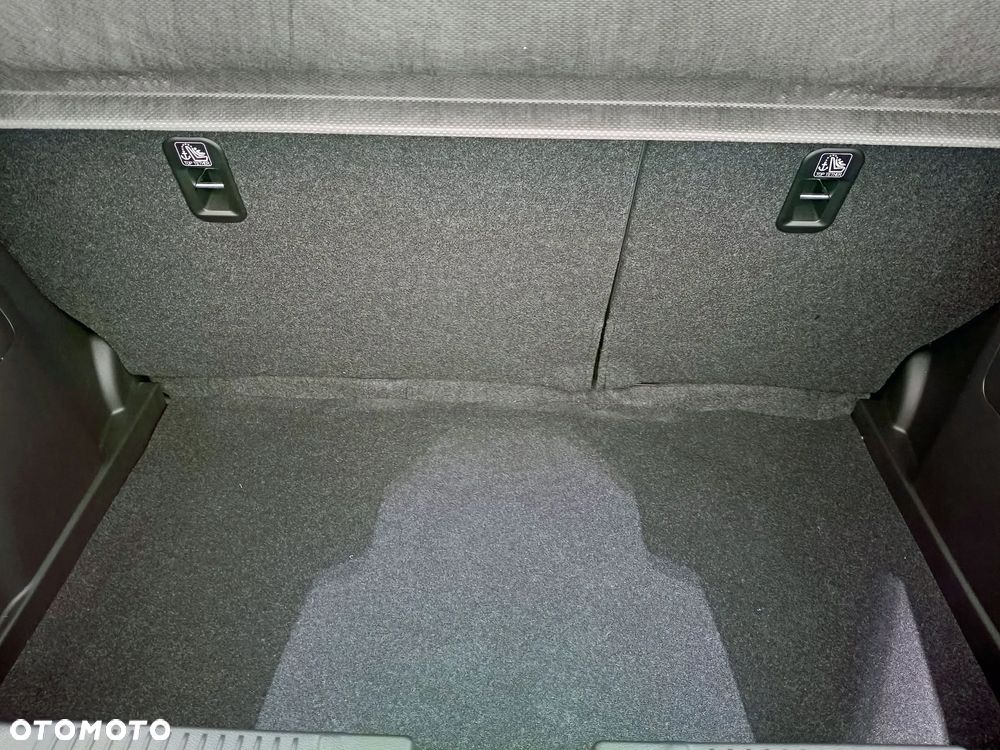 Suzuki Swift 1.2 Dualjet SHVS Premium Plus - 17