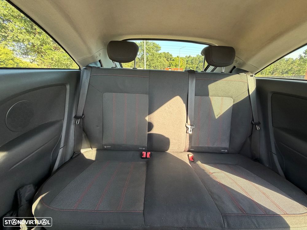 Opel Corsa 1.2 Black Edition - 8