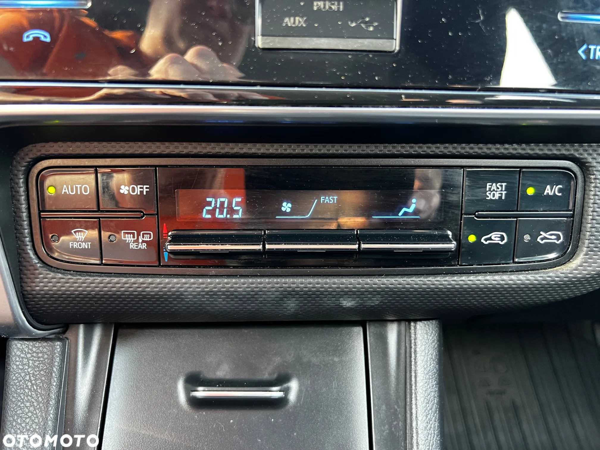 Toyota Auris 1.33 VVT-i Active - 21