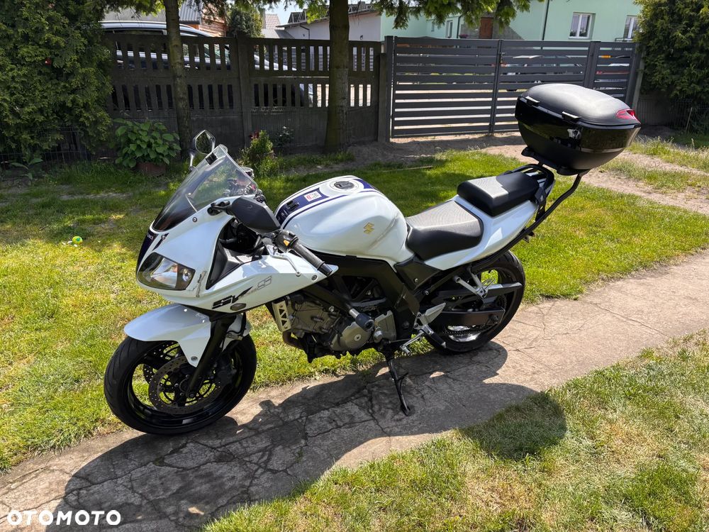 Suzuki SV - 12