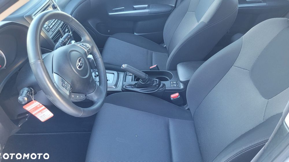 Subaru Impreza 2.0 RA - 10