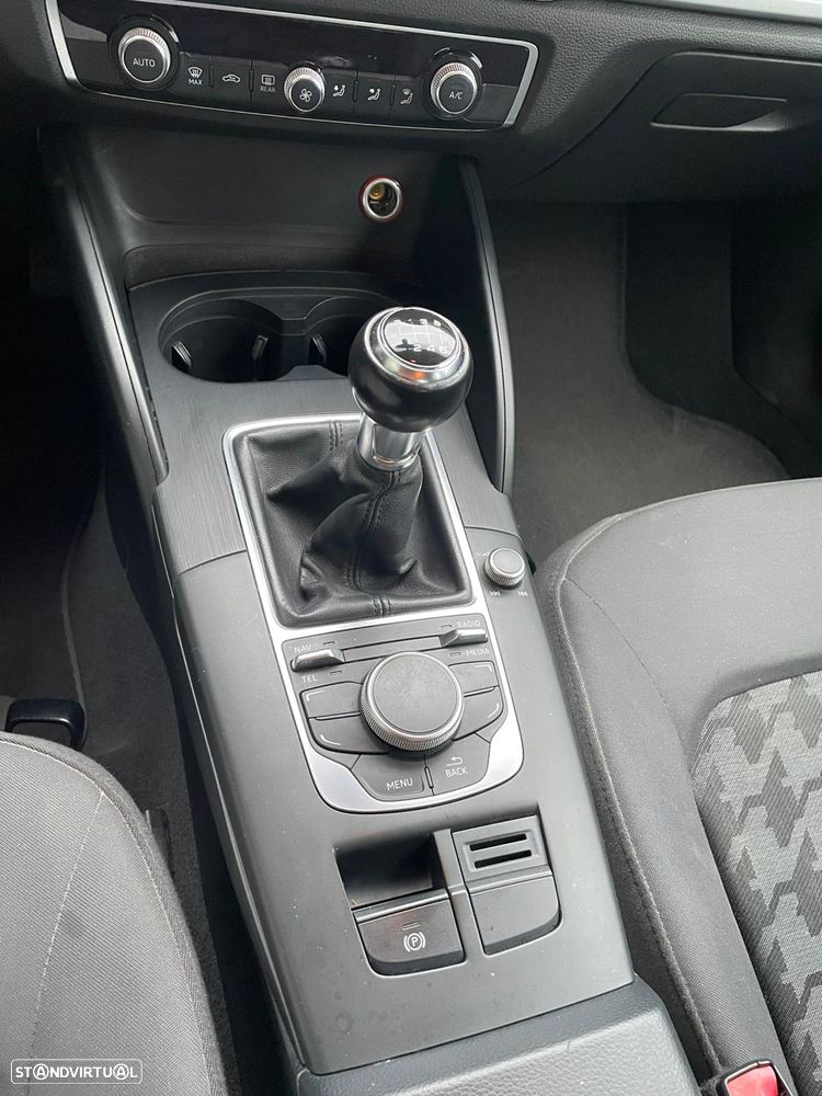 Audi A3 Sportback 1.6 TDI Advance - 8