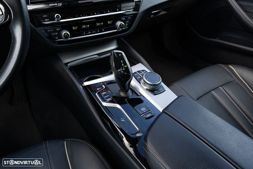 BMW 520 d Line Luxury Auto - 21