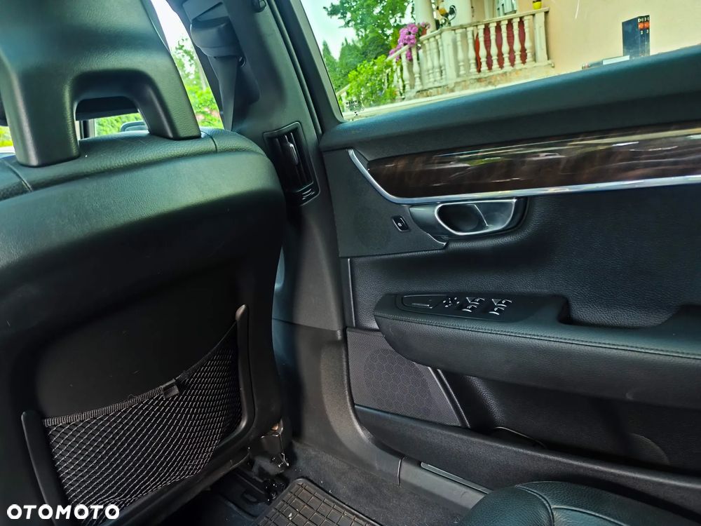 Volvo S90 T5 Momentum - 13