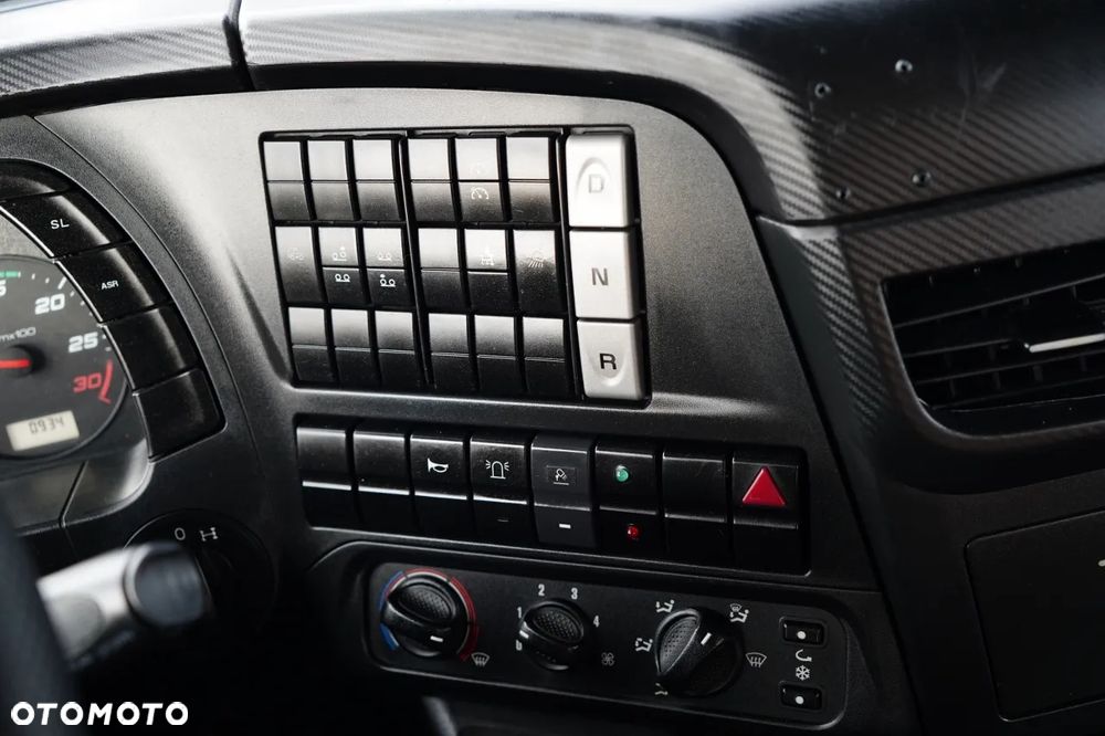 Iveco STRALIS 360 / 6X2 /  LAWETA / PLATFORMA 9,3 M / NAJAZDY HYDRAULICZNE / WYCIĄGARKA / OŚ PODONOSZONA  / EURO 6 - 30