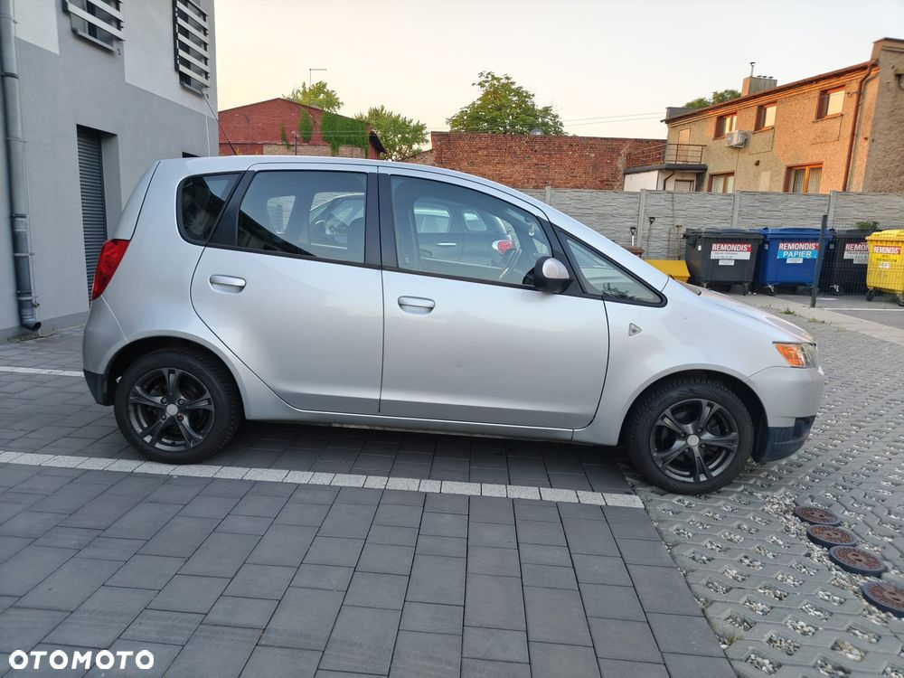 Mitsubishi Colt 1.3 Invite Edition Gold - 13