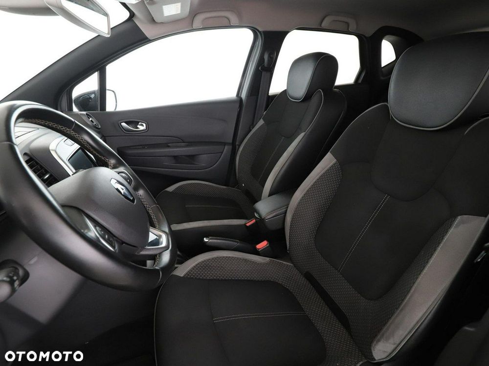 Renault Captur TCe 150 EDC GPF BOSE EDITION - 14