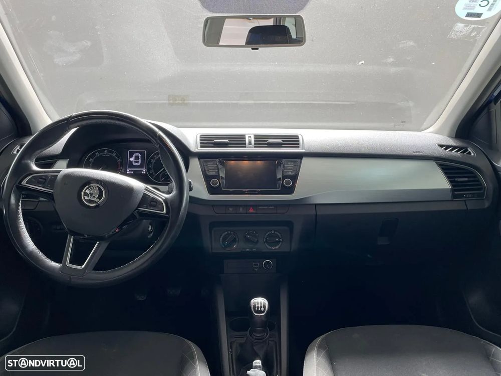 Skoda Fabia Break 1.0 MPI Active - 11