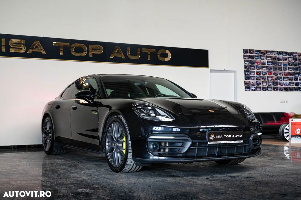 Porsche Panamera 4 E-Hybrid - 12
