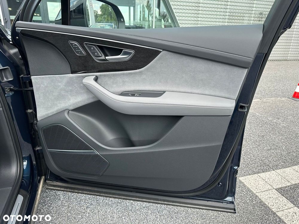 Audi Q7 - 29
