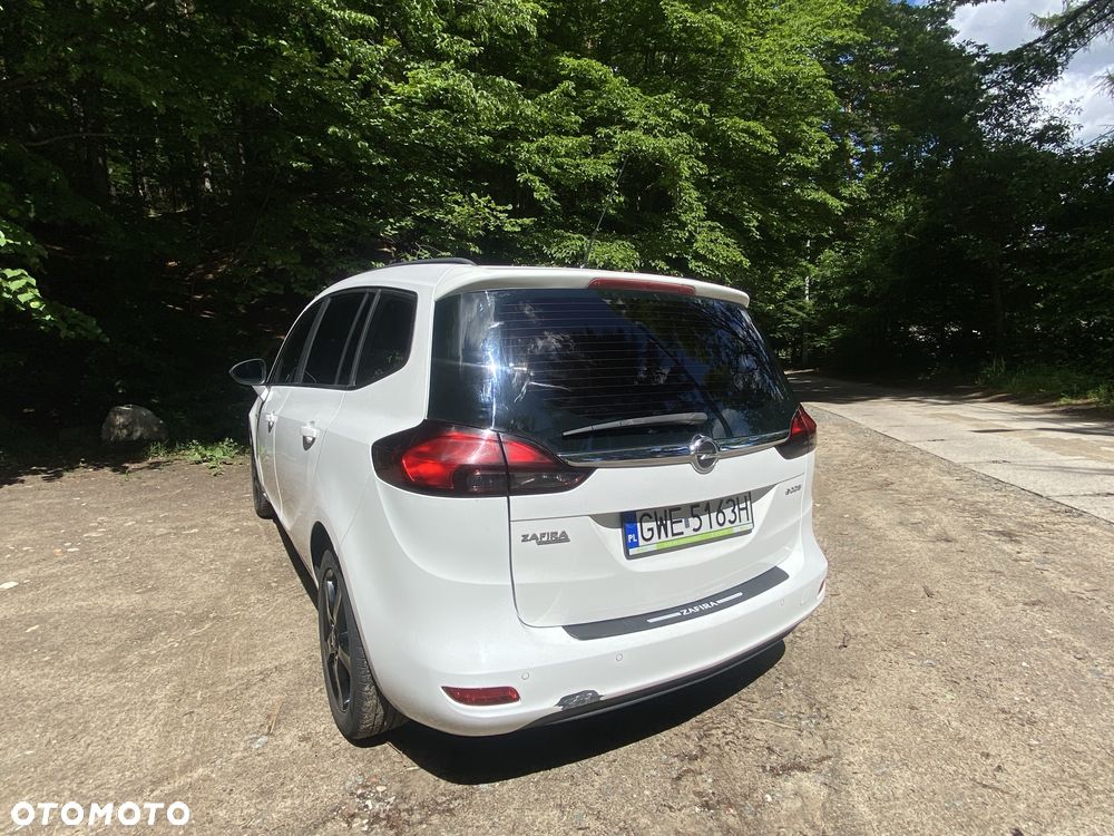 Opel Zafira - 2