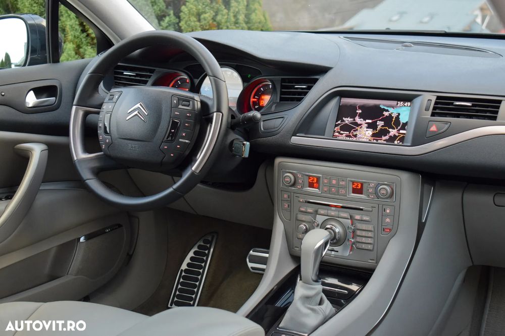 Citroën C5 HDi 200 FAP Aut. Exclusive - 8