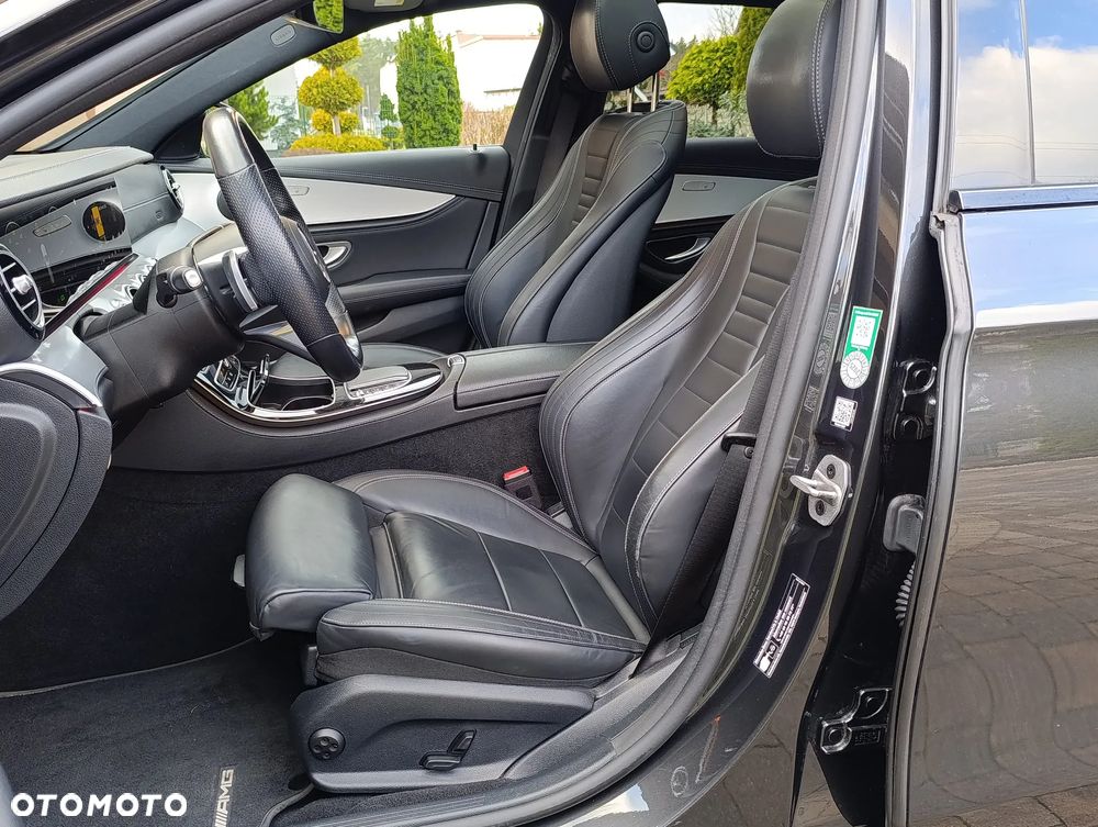 Mercedes-Benz Klasa E 300 d 4Matic 9G-TRONIC AMG Line - 18
