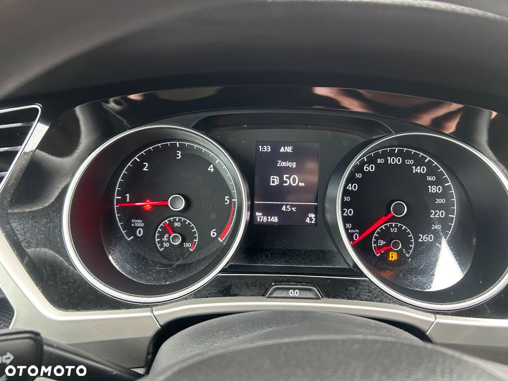 Volkswagen Touran 1.6 TDI BMT Trendline - 16