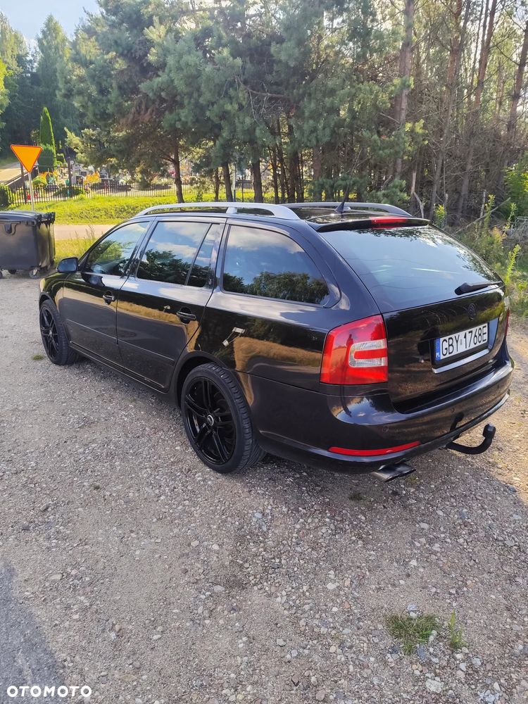 Skoda Octavia 2.0 TFSI RS - 3