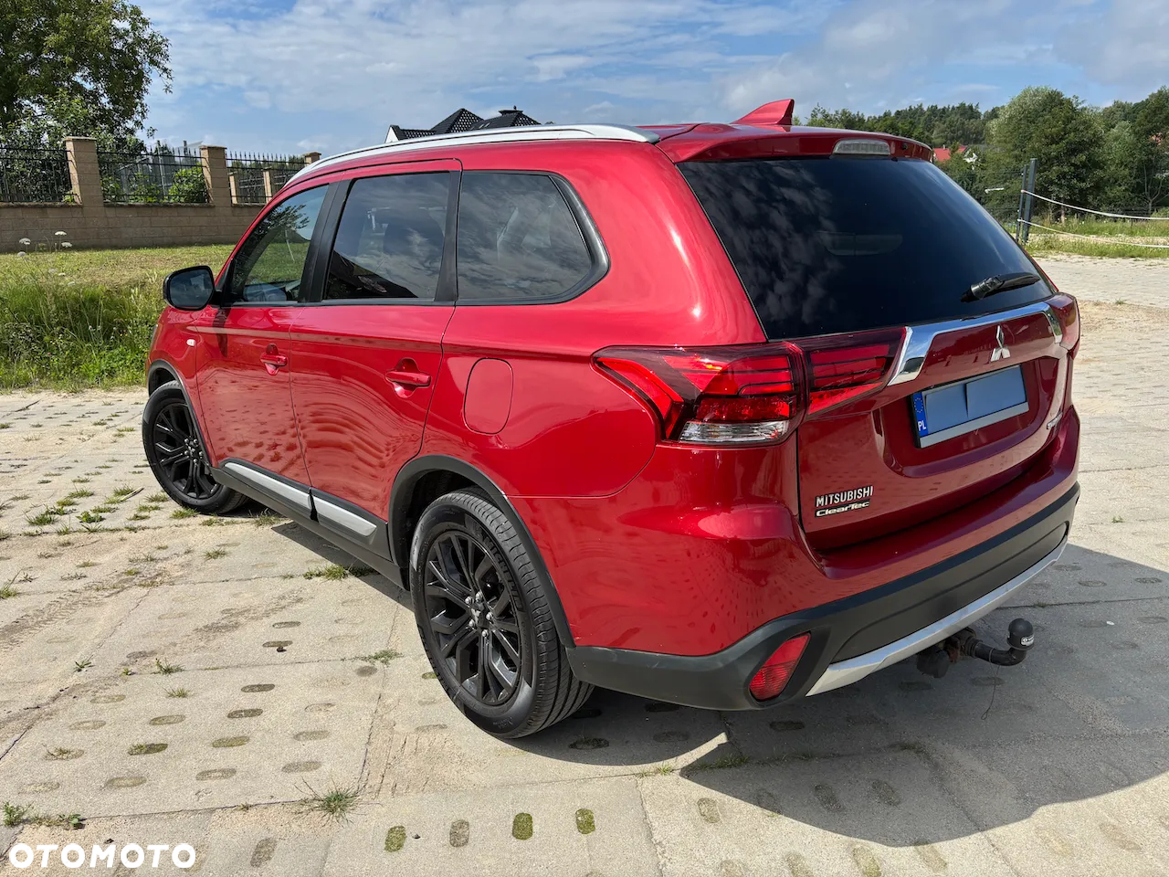 Mitsubishi Outlander 2.0 Invite + 2WD - 5