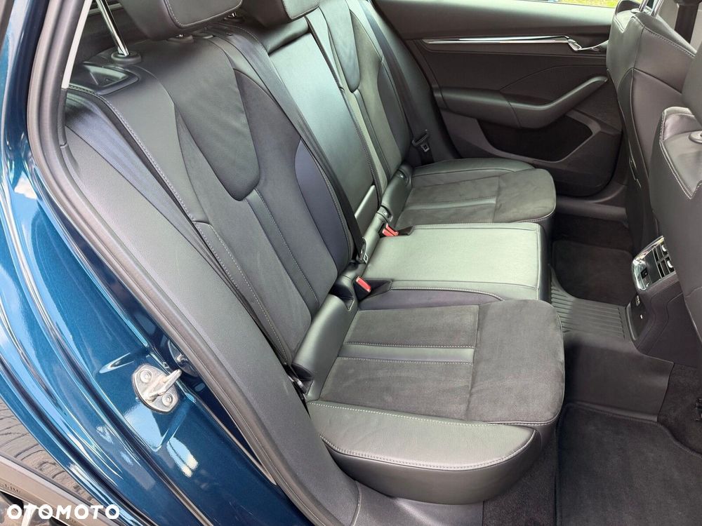 Skoda Octavia 2.0 TDI 4x4 Scout DSG - 17