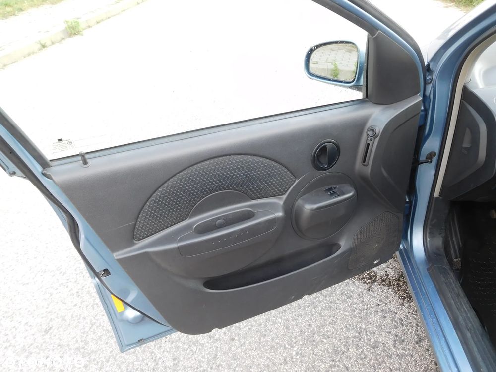 Chevrolet Aveo 1.2 Plus - 6