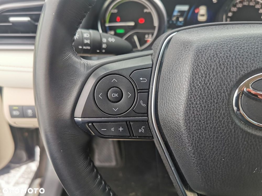 Toyota Camry 2.5 Hybrid Executive CVT - 20