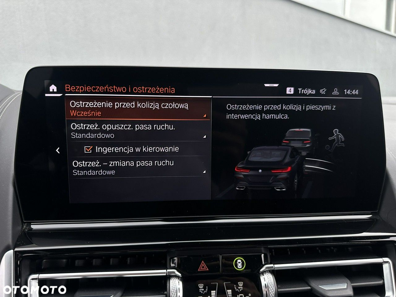 BMW Seria 8 - 17