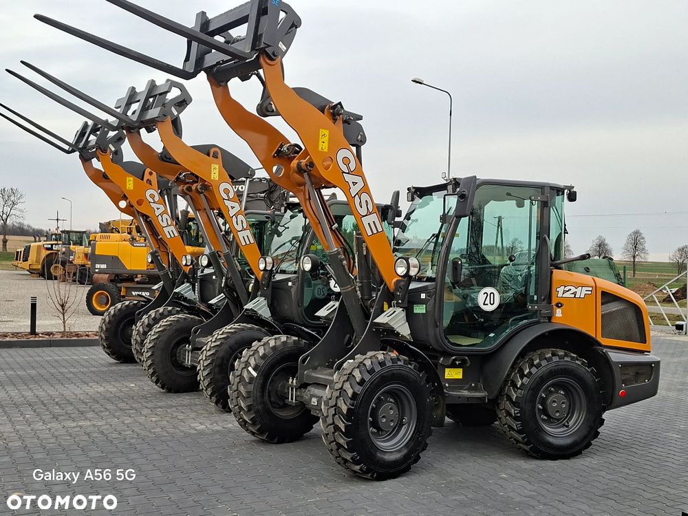 Case 121f / FABRYCZNIE NOWA / 21F / 221F / - 12