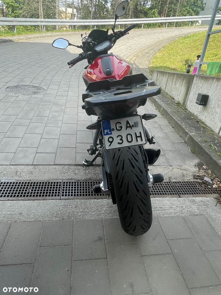Yamaha MT - 12