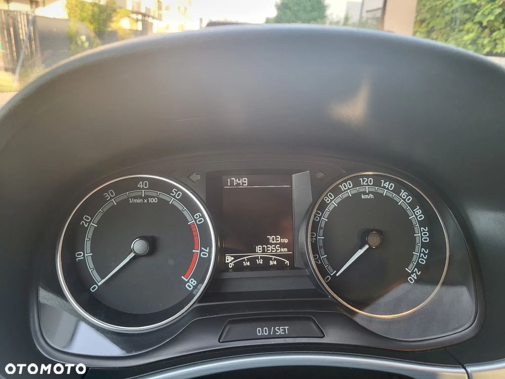 Skoda Fabia 1.0 TSI Ambition - 12