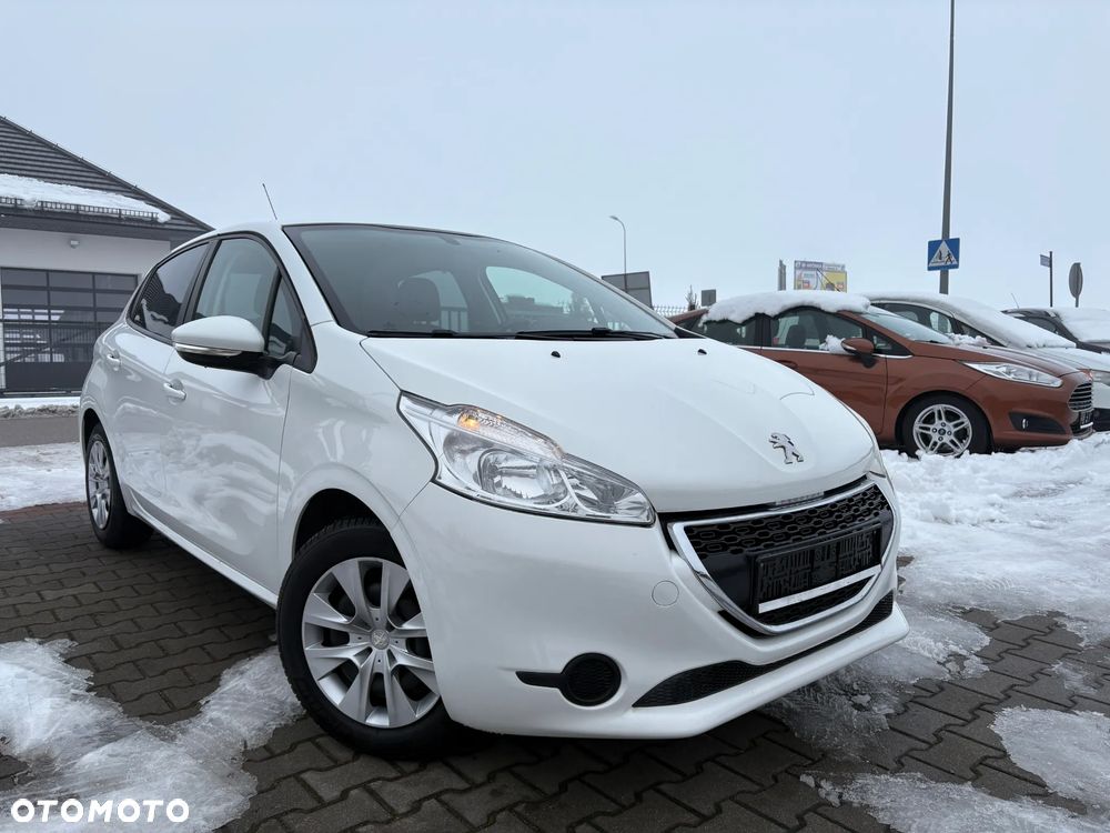 Peugeot 208 PureTech 82 Allure - 1