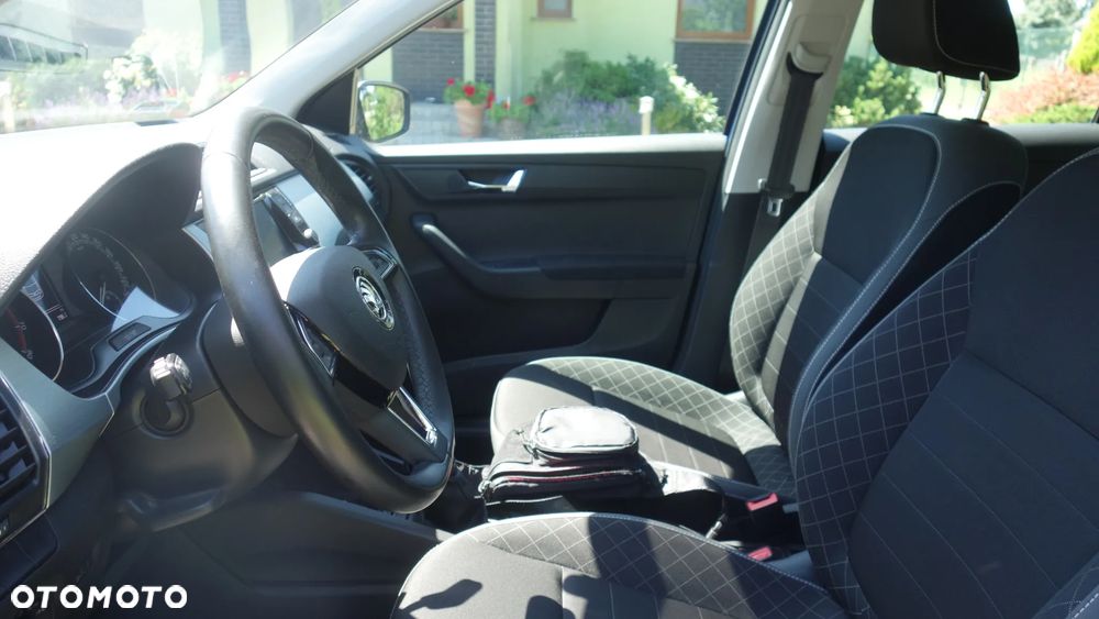 Skoda Fabia 1.0 Ambition - 22