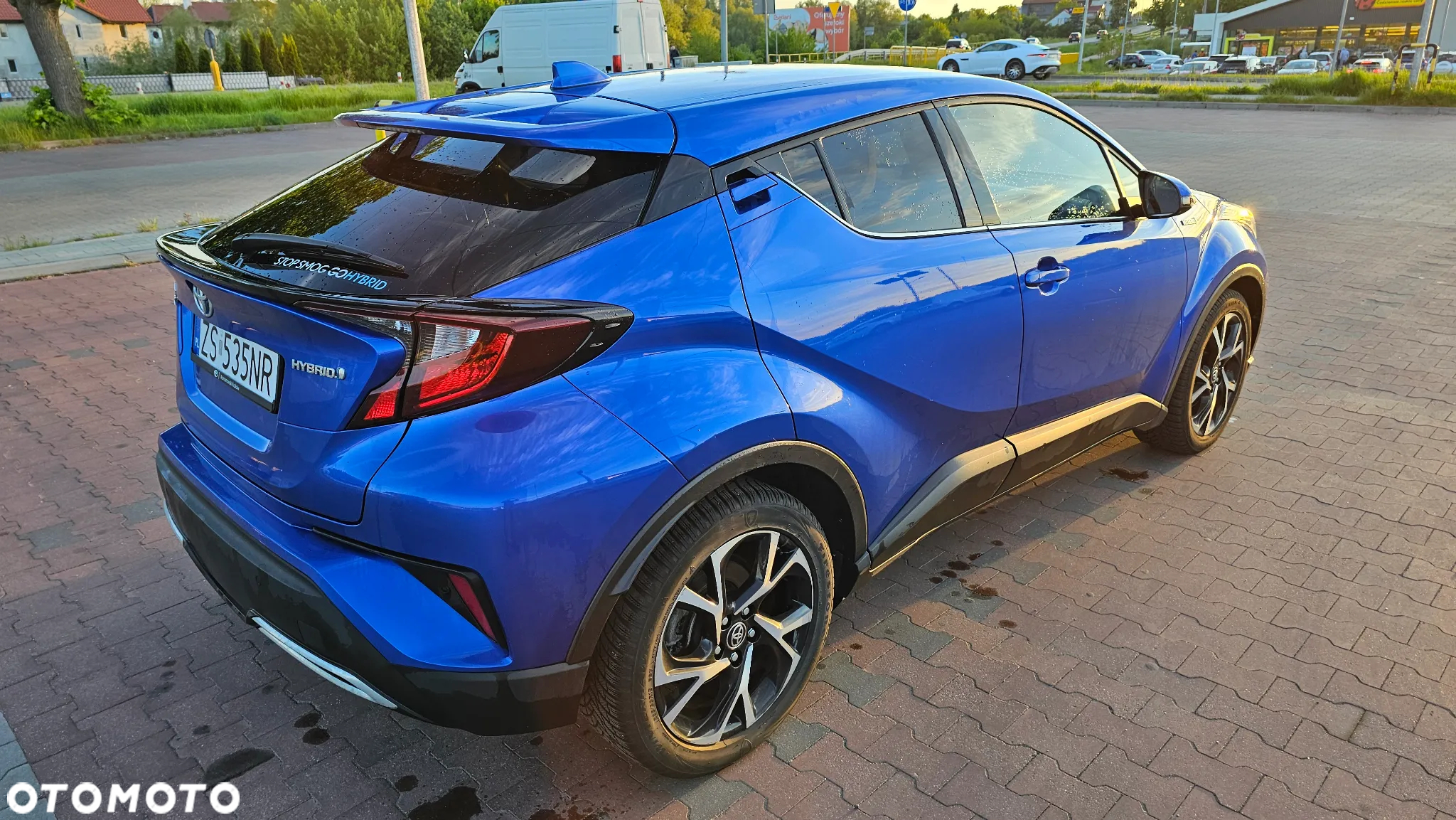 Toyota C-HR - 8